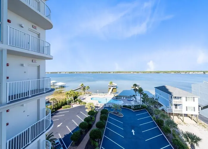 Mustique 602 By Youngs Suncoast Apartment *
